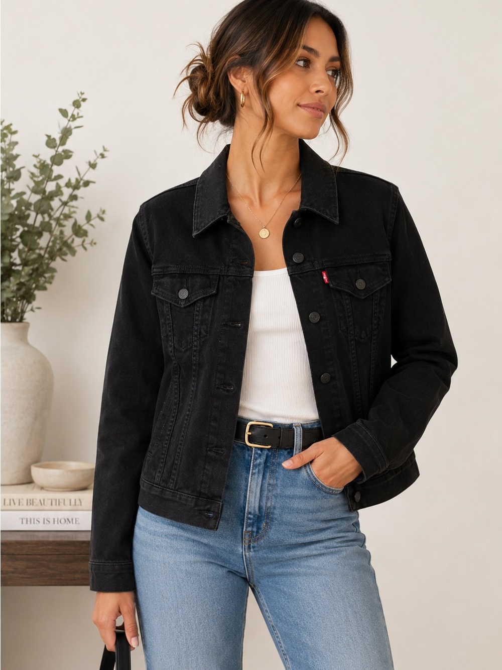 NWT Levi’s Original Trucker Jacket – Women’s Large – Black